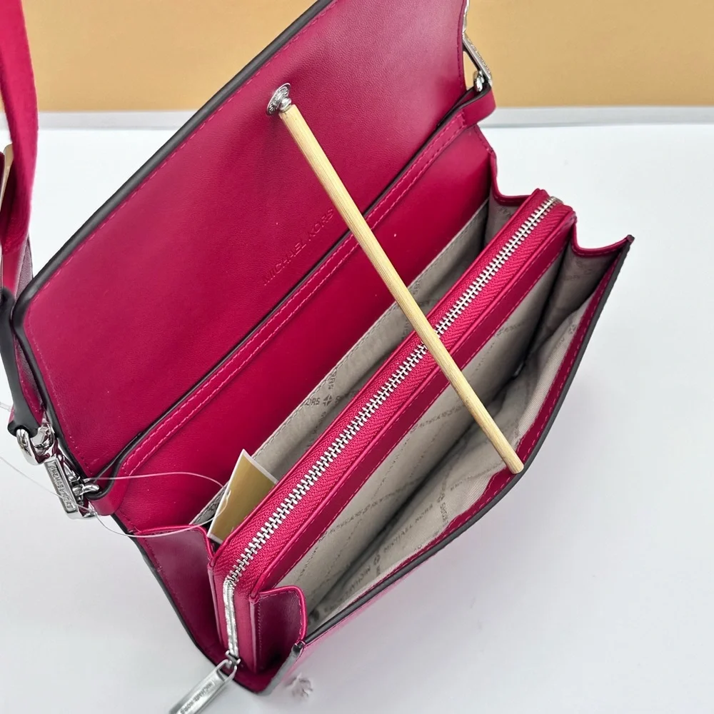 Michael Kors Fuchsia Jet Set Crossbody